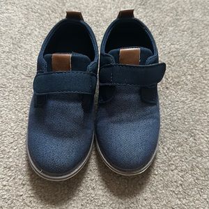 10M boy Velcro dress shoes